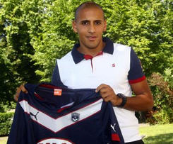 Bordeaux sign winger Wahbi Khazri from Bastia on a four-year deal.